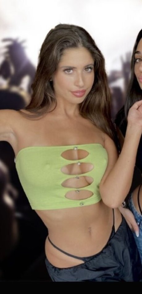 Adi Dan nackt nette fotos