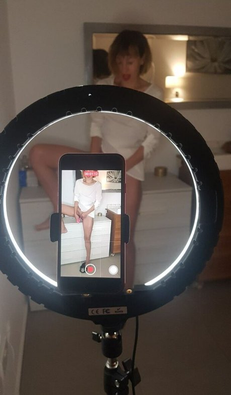 Alessia Elfie pornostar sex archiv