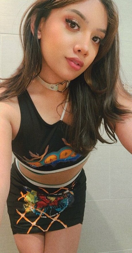 Mina Sin nackten galerien