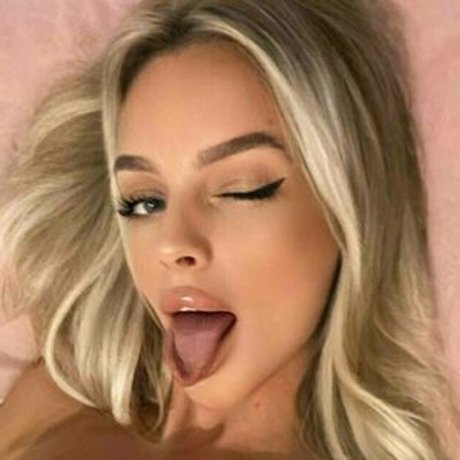 Taylor May Thompson top akt galerie