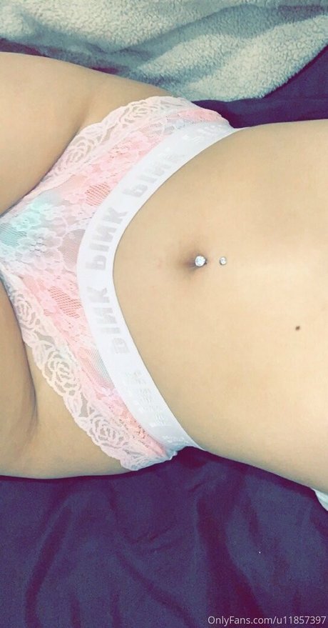 _TaniaVega hübsche nacktheit galerie