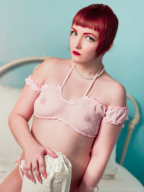 Willow Wraithright kostenlose pornostar bilder