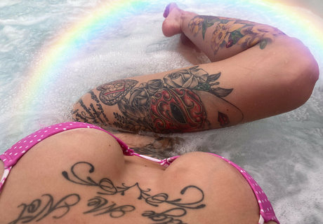 asiatische lesbische onlyfans beste heiße bild