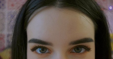 latina-teen-onlyfans exklusive nackt galerie