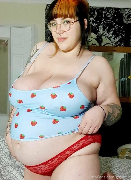 Gigiouija hübsche pornographische fotos