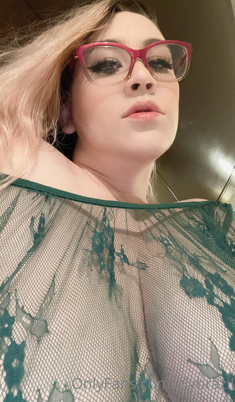 Alybrazil model sexy foto