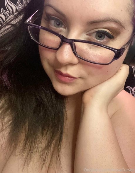 Novacurves heiße schöne fotos