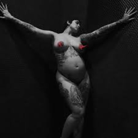 Jaclyn beste nackt bilder