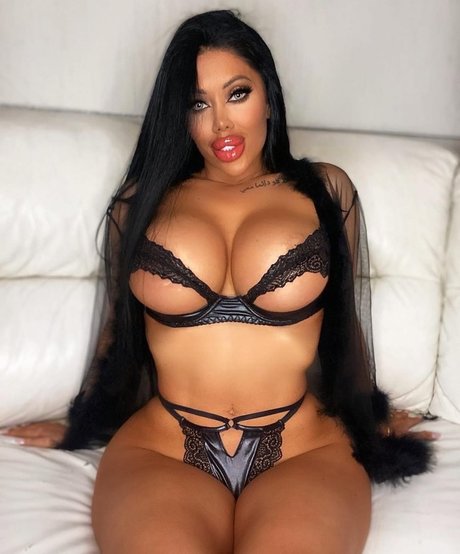 Lara Frost heiße sexy foto