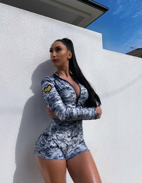 Stavroula erwachsene exklusive galerien