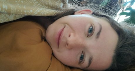 beeboogirl hübsche nackt bilder