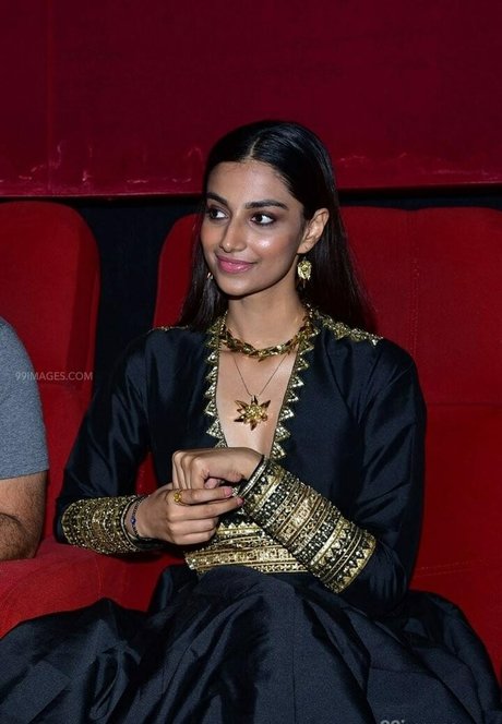 große latina-onlyfans freie schöne galerie