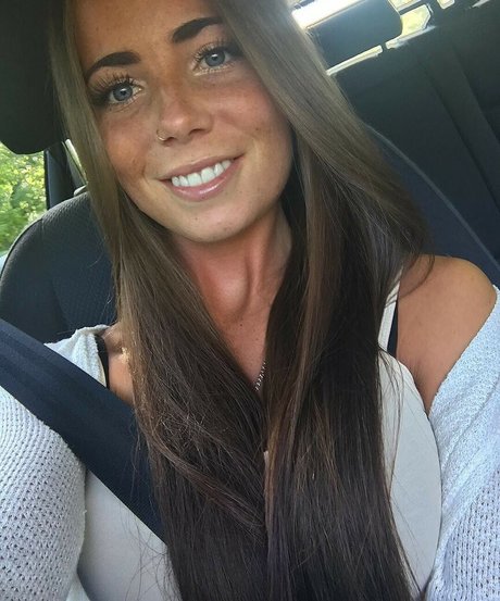 Meike Tosi erotische nacktheit galerie