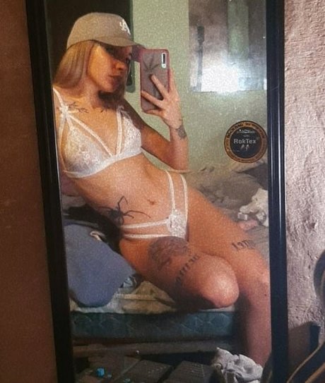 Luly Lavallos erwachsene kunst bilder