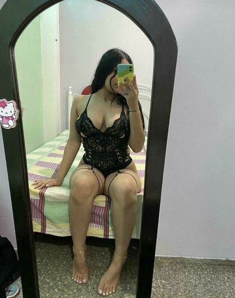 Adri Feet porno nackten archiv