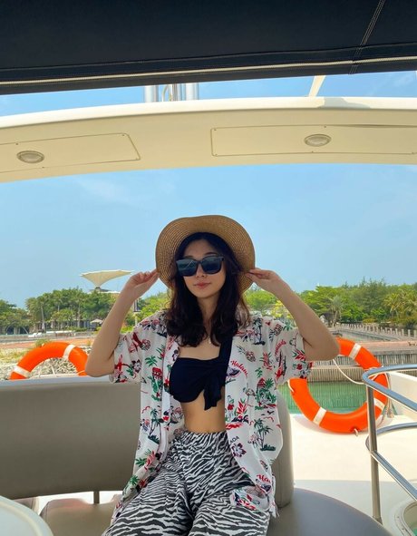 Livy Renata freie bilder