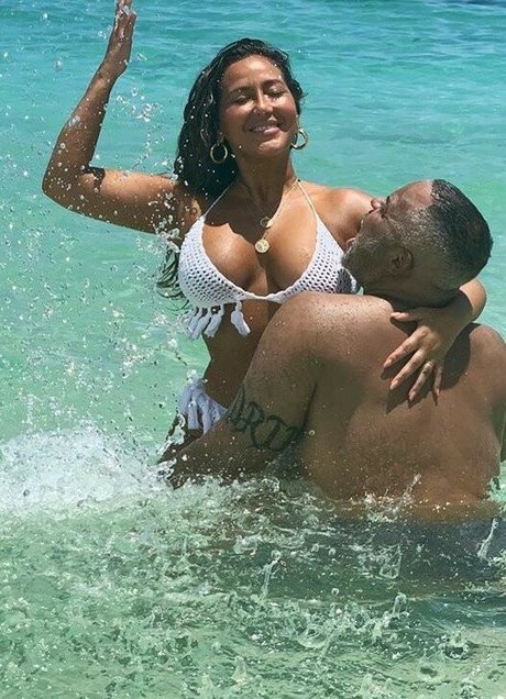 Adrienne Bailon schauspielerin sexy fotos