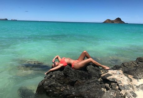 Adrienne Bailon beste heiße archiv