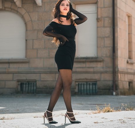 Bella bellss2223 schauspielerin kostenlose bild