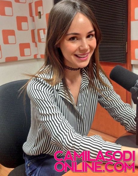 flugbegleiterin onlyfans hd sexy bilder