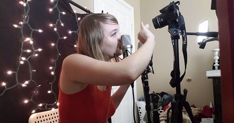 softlygaloshes schauspielerin exklusive bilder