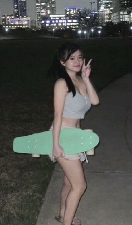 smolmikuu perfekte nackt bilder