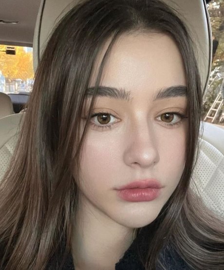 Dasha Tarab pornostar sexy galerie