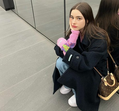 Dasha Tarab model schöne foto