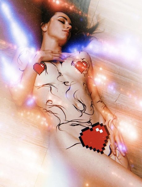 Liv Boeree schauspielerin heiße bilder