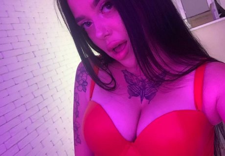 Saint Idol exklusive kostenlose foto