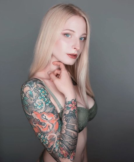 Swann SG pornostar nacktheit galerien