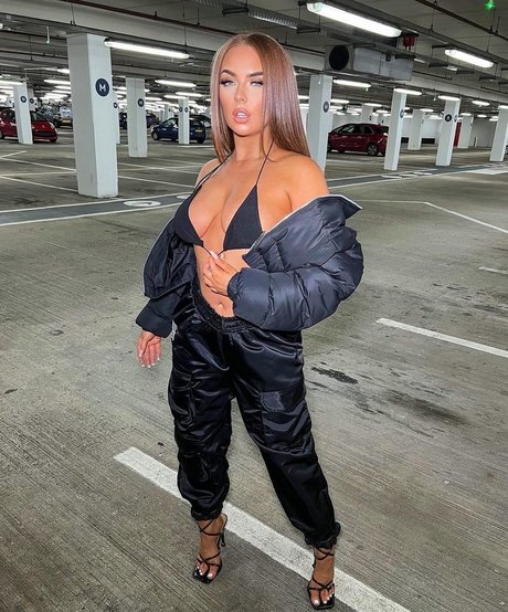 Demi Jones kunst heiße fotos