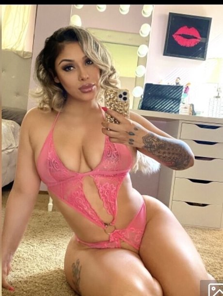 amateur blondine nur fans hübsche erotische fotos