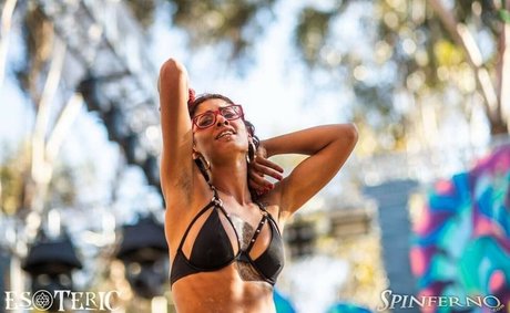 Phenom Fatal hübsche exklusive bilder