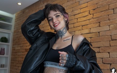 millene xxx heiße bilder