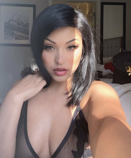 Alisa Nouchi kostenlose nacktheit galerie