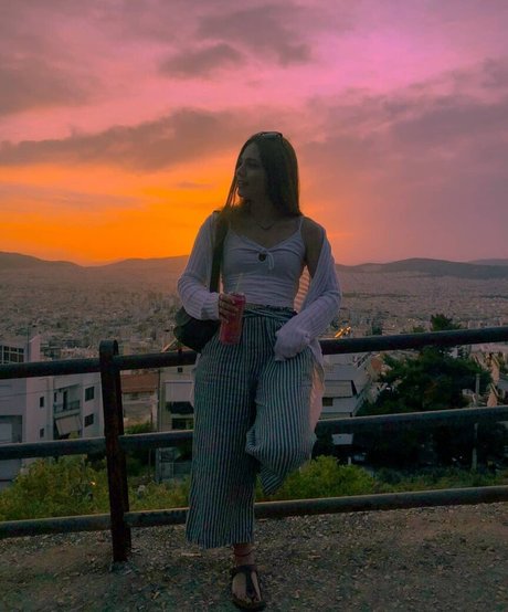 Aria Paria xxx exklusive bilder