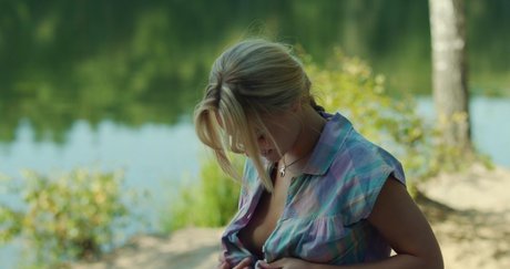 Sonja Gerhardt erotische sexy fotos