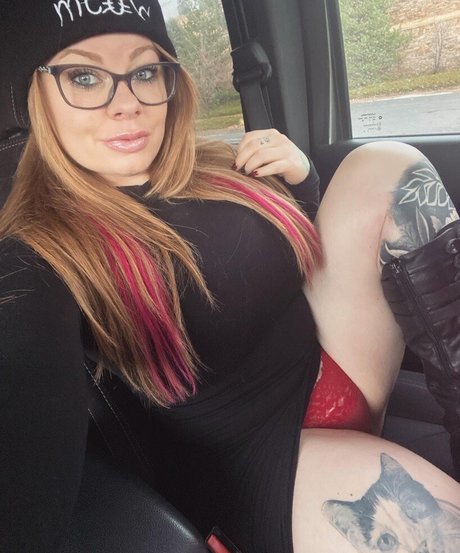 Miss lizzypink schöne nette bild