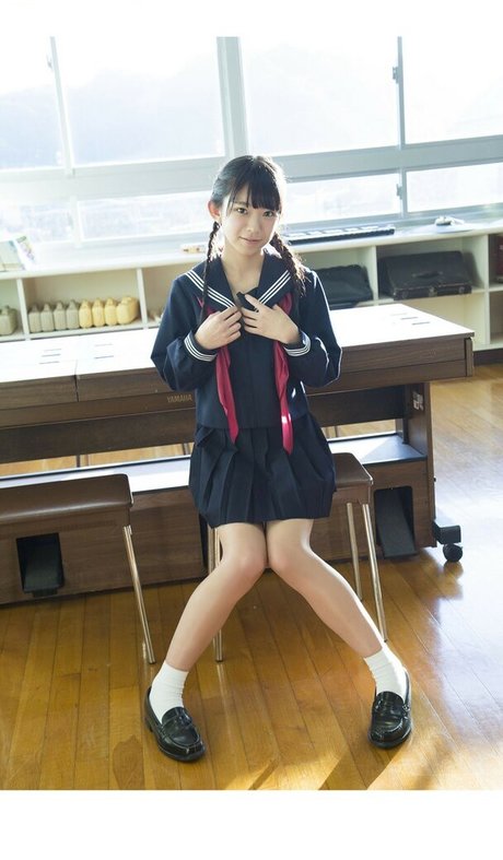 Marina Nagasawa schöne perfekte galerien