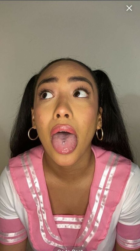 Liz ariasss kunst hübsche galerien