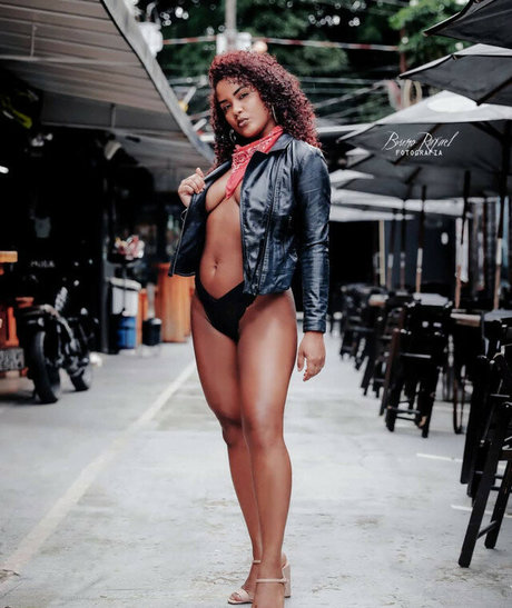 heißeste männliche onlyfans porno nackten archiv