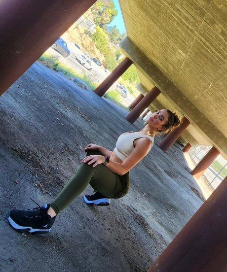 Chrysti Ane model top archiv