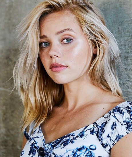 Annalisa Cochrane model perfekte bilder