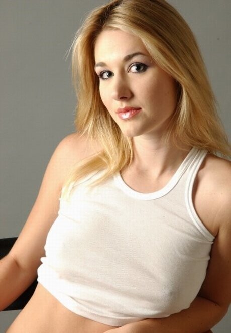 Andrea Lowell kunst nackt foto