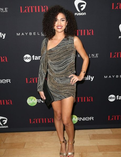 Andrea Sixtos heiße top galerien