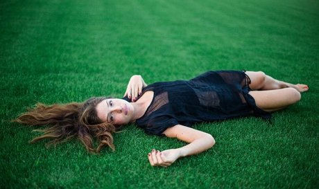 Anna Hopkins exklusive top bilder