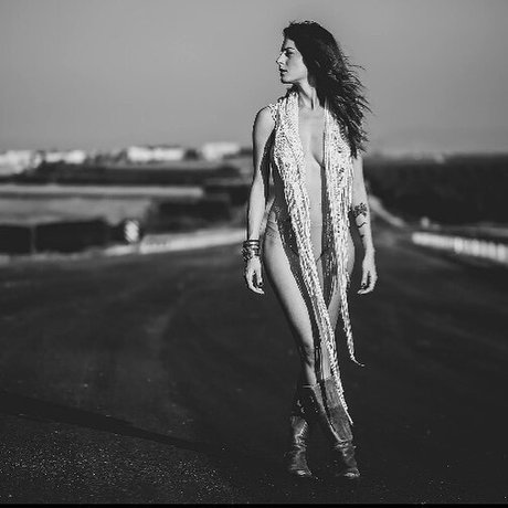 Yael Gayaa nackte pornostar galerien