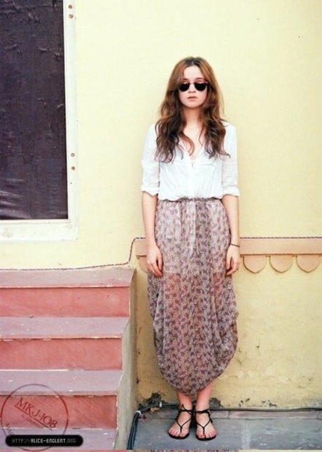 Alice Allegra Englert heiße akt galerie