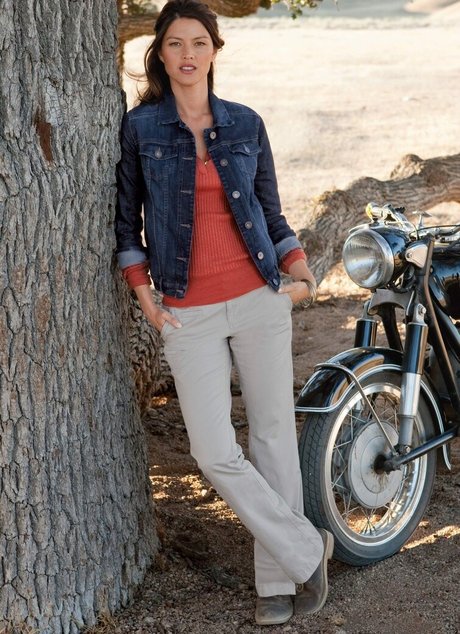 Aline Nakashima nackte bild